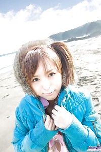 Pretty Asian queen having fun in the water and reveals off her bloody hot loveable body