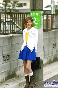 Horny Kawai gets her pussy fucked then her boyfriend cleans her moist pussy off