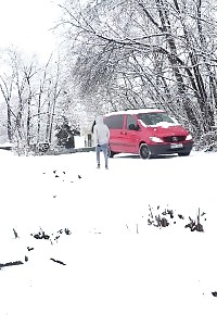 Brilliant bitch Esperansa pissing in the snow outside