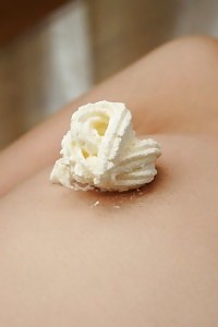 Nice-looking Asian sexie is weared nice enough to munch pussy fruit sunday